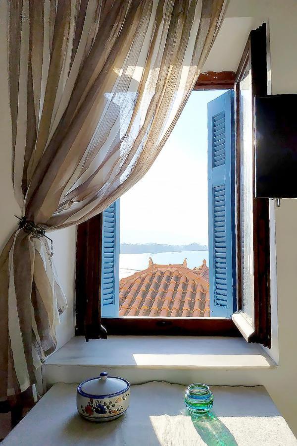 Ariadne,Traditional Apartment In Centre Of Poros Poros Town Exterior foto